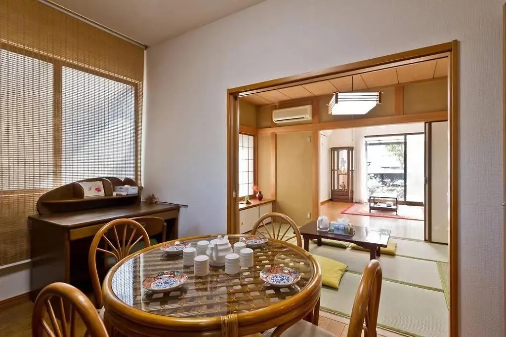Апарт-отель Japan House Shinkoiwa Guest House Токио