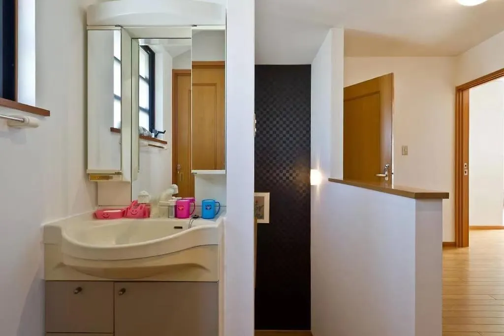 Japan House Shinkoiwa Guest House Токио 0*,  Япония